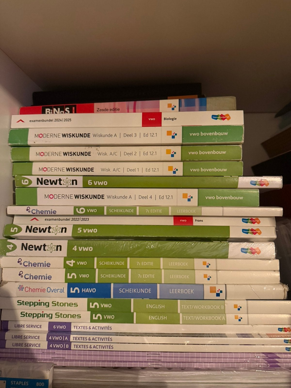 VWO schoolboeken - 10 euro per boek, Ophalen of Verzenden, Zo goed als nieuw, VWO