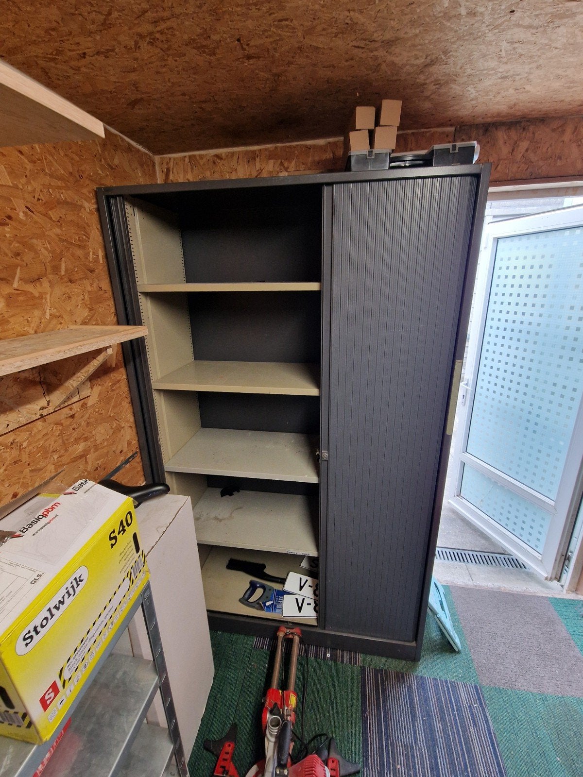 Metalen archiefkast met roldeur - 190x80 cm, Huis en Inrichting, Kasten | Roldeurkasten en Archiefkasten, Ophalen, Gebruikt, Modern, Industrieel