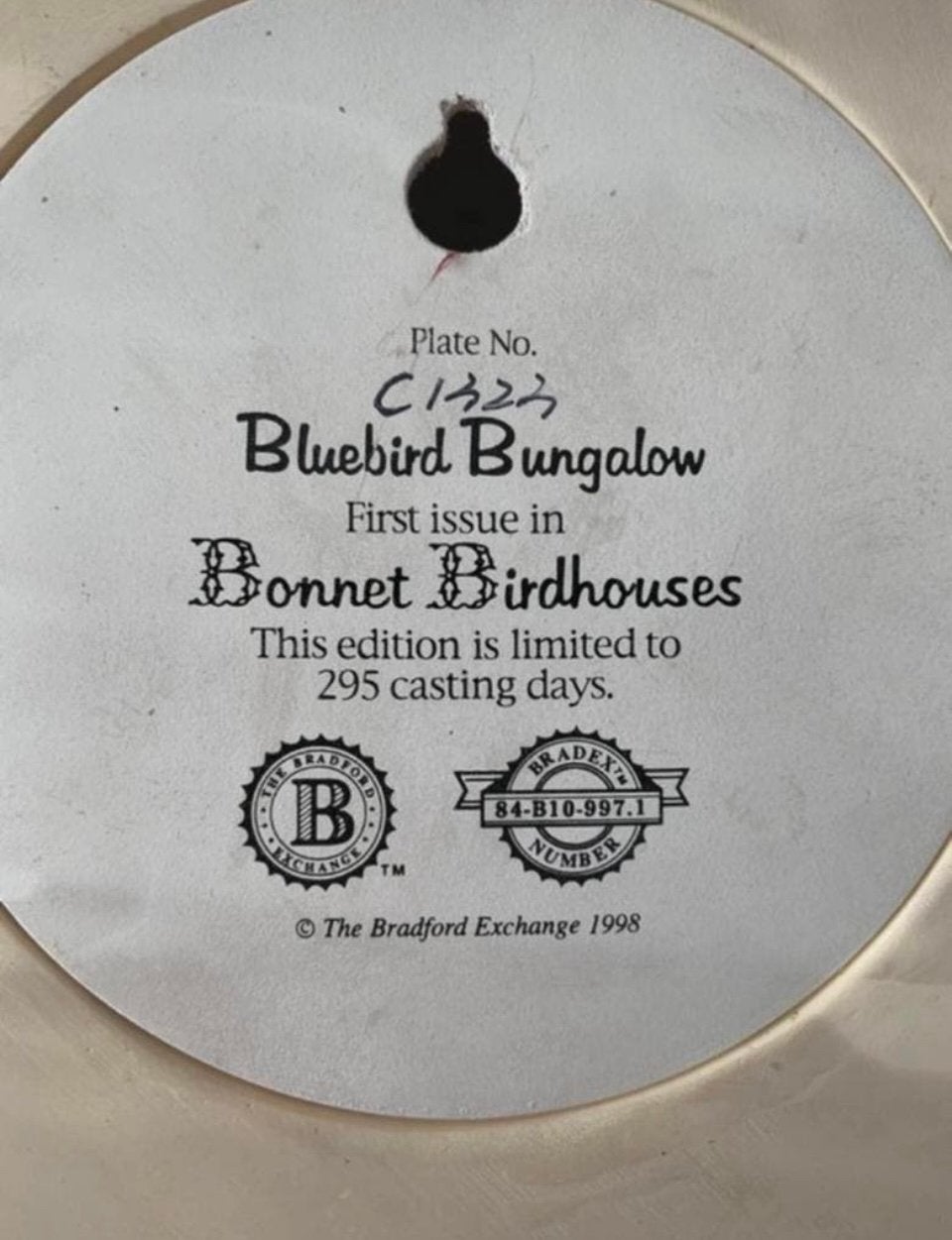 Foto 6 van The Bradford Exchange 1998 Bluebird Bungalow