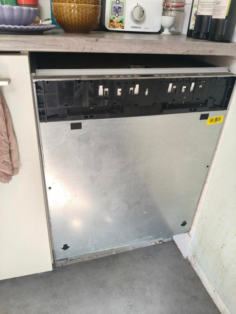 Siemens vaatwasser, werkt nog prima, roest bij korf, Ophalen, Gebruikt, Minder dan 85 cm, 60 cm of meer