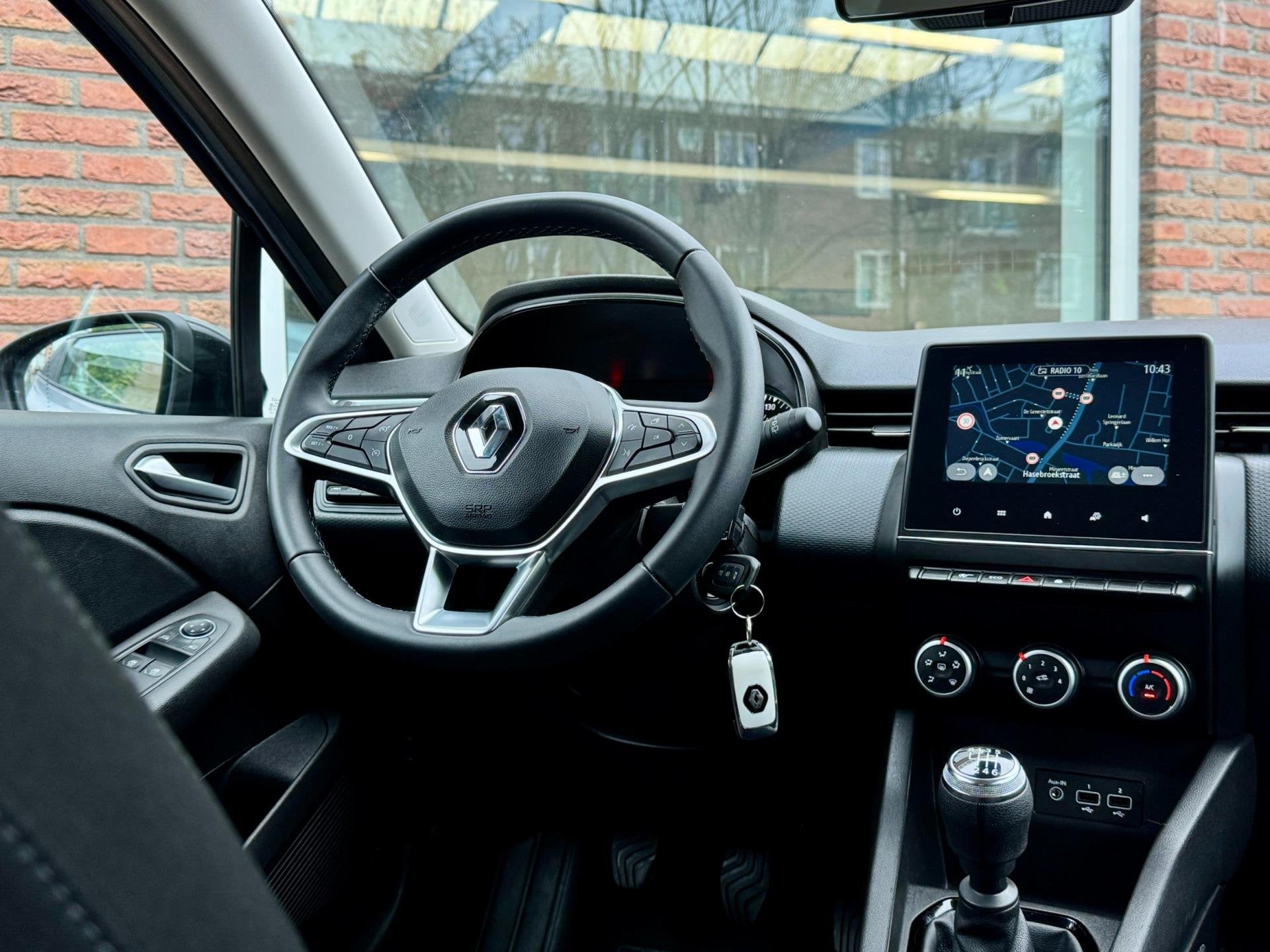 Renault Clio 1.0 TCE 90 Equilibre | BTW | Navi Carplay | Air, Auto's, Renault, Voorwielaandrijving, 1063 kg, Gebruikt, Euro 6