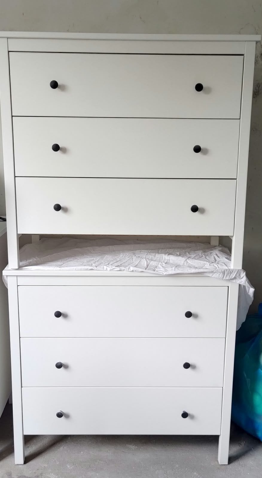 2 Hemnes gebruikt als Nachtkastjes - Zo goed als nieuw, Ophalen, Minder dan 50 cm, Zo goed als nieuw, 3 of 4 laden