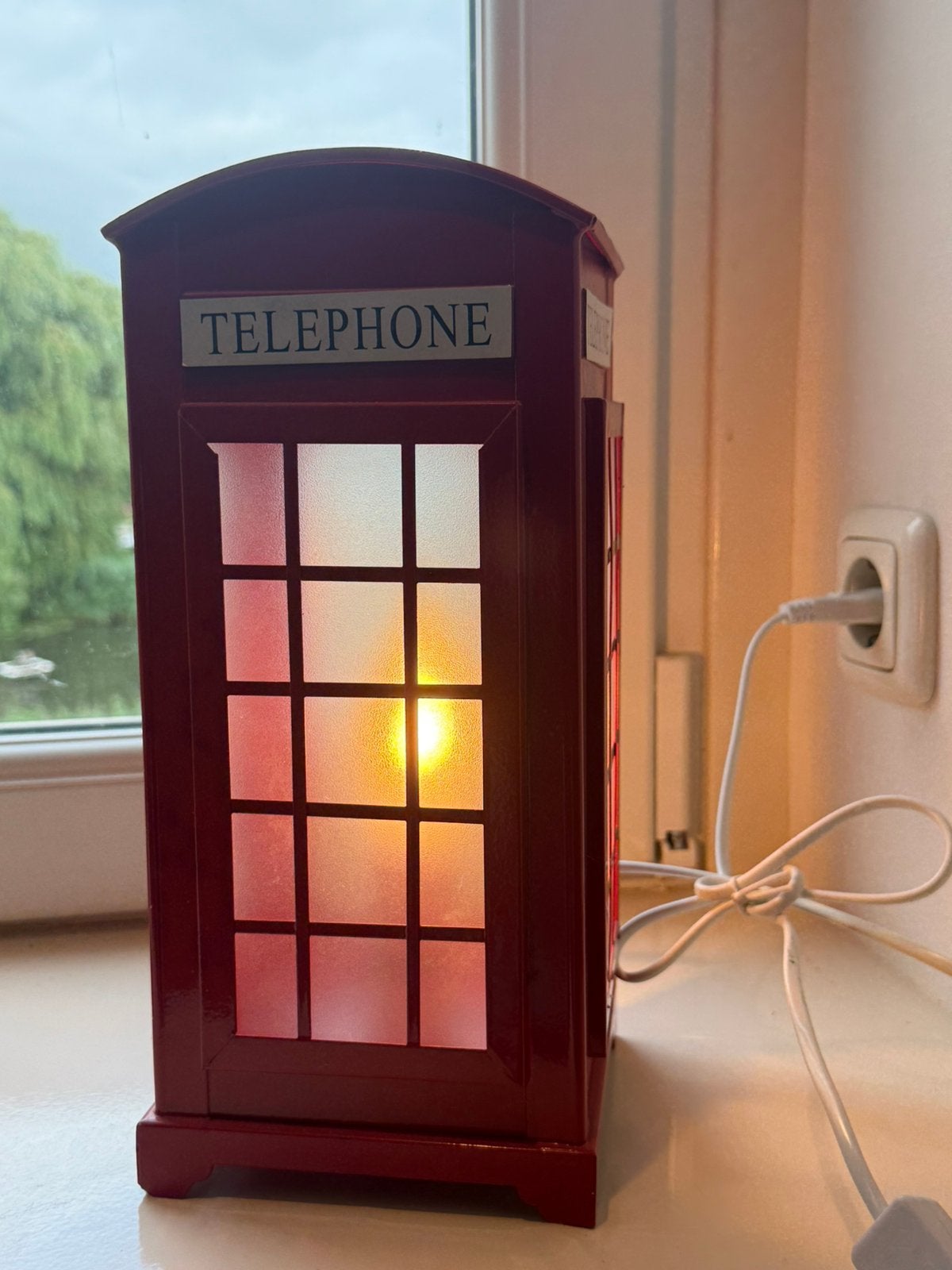 Metalen tafellamp model vintage rode Engelse telefooncel, Ophalen of Verzenden, Zo goed als nieuw, Vintage