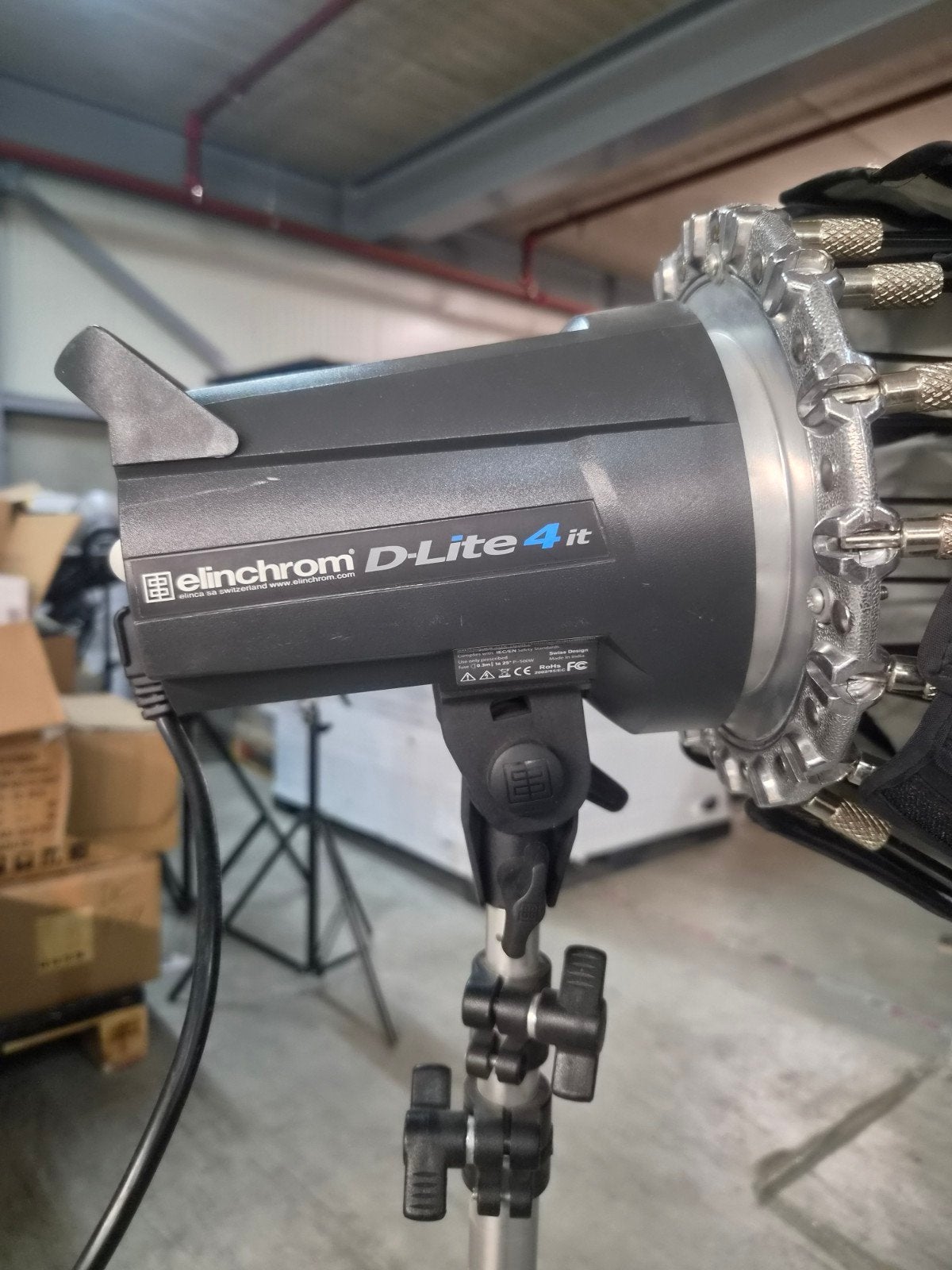 Elinchrom D-Lite 4 it en Elinchrom 500 Studio Flash Set, Ophalen