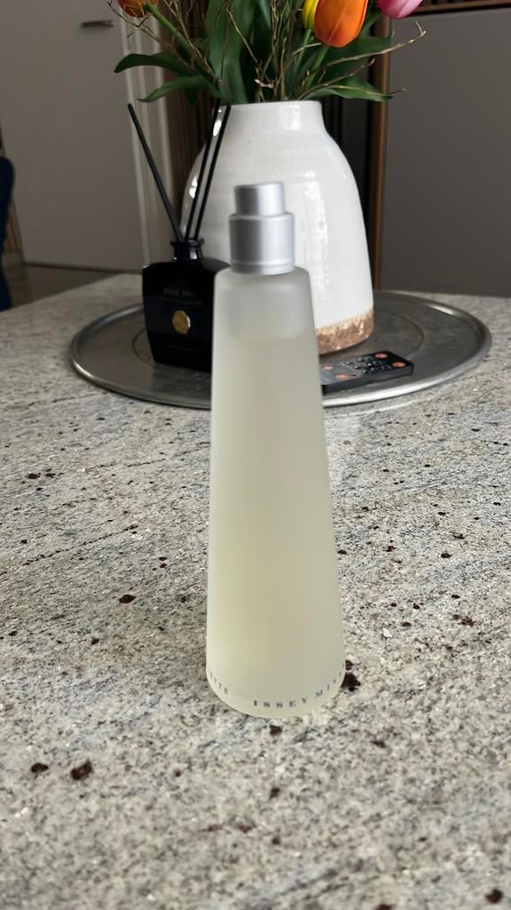 Issey Miyake L’Eau D’issey femme 100 ml EDT, Ophalen of Verzenden, Nieuw