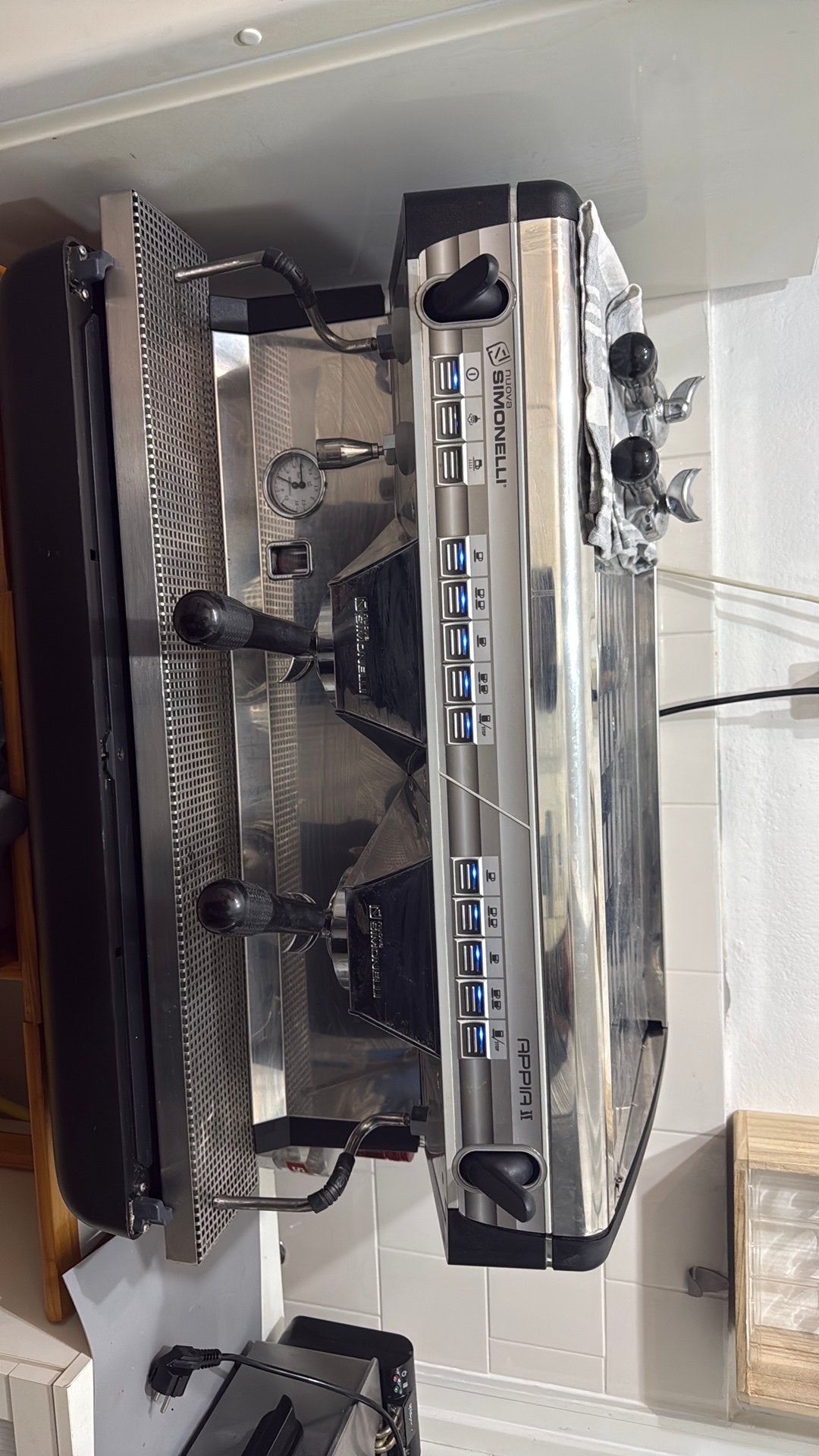 Koffiezetapparaat Nuova Simonelli, Witgoed en Apparatuur, Koffiezetapparaten, Ophalen of Verzenden, Zo goed als nieuw, Koffiemachine