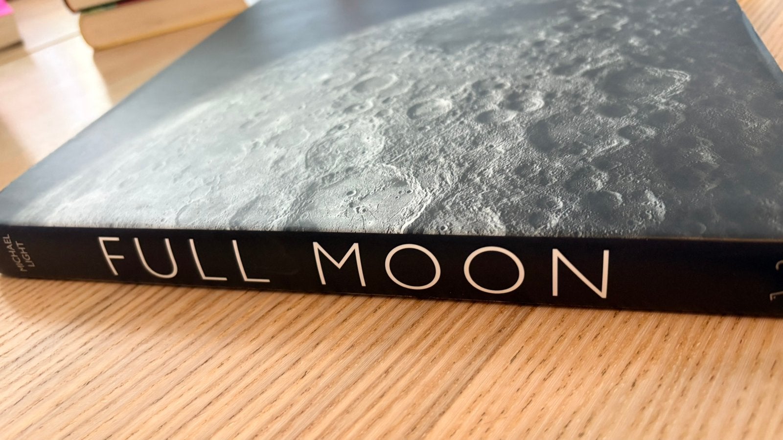 Michael Light Full Moon, Ophalen, Gelezen, Overige onderwerpen
