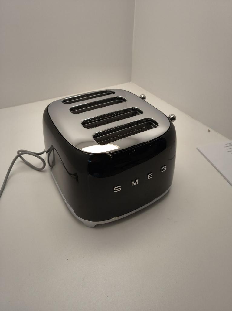 SMEG Broodrooster TSF03BLEU - Retourfeal, Info@mystore.nl, Nieuw, Uitneembare kruimellade, Bruggestraat 18