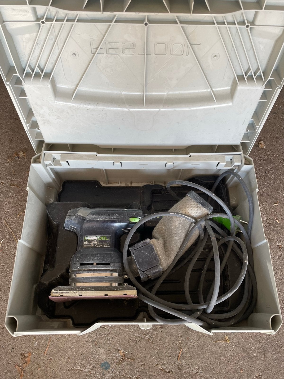 Festool RTS 400 REQ schuurmachine in Systainer, Ophalen of Verzenden, Gebruikt, Minder dan 600 watt, Vlakschuurmachine