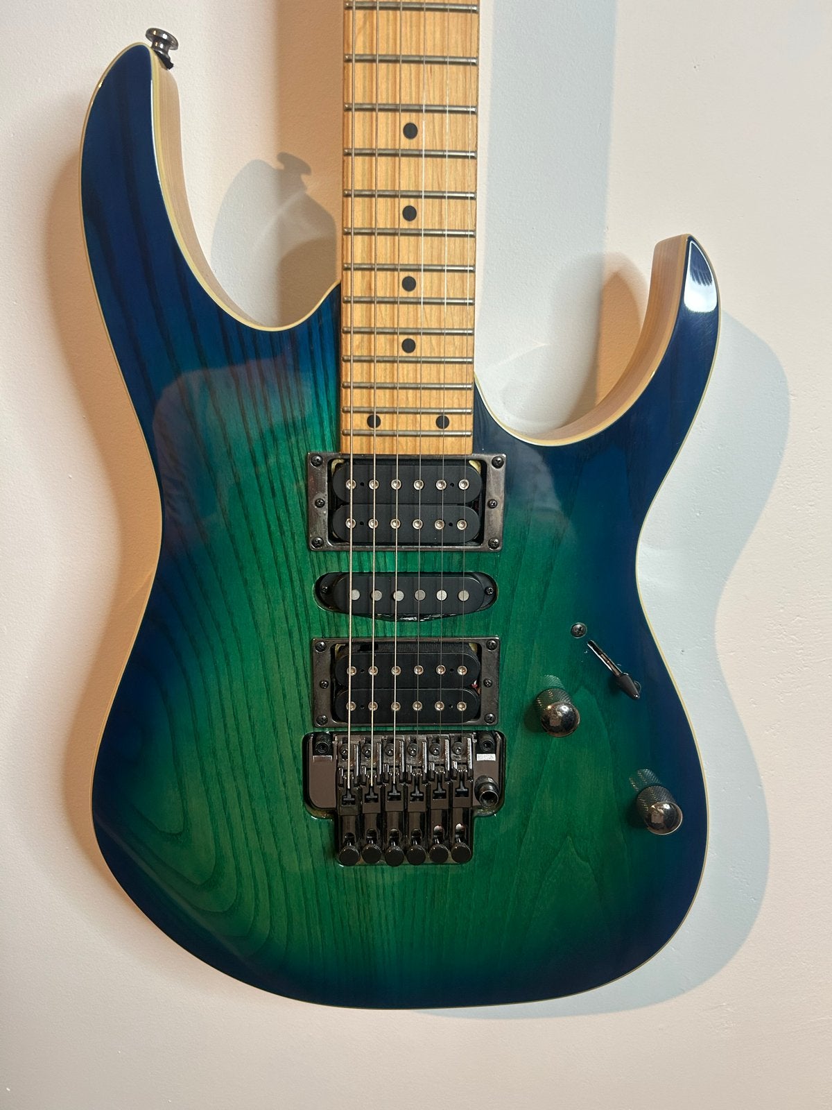 Ibanez RG370AHMZ elektrische gitaar - Zo goed als nieuw, Ophalen, Zo goed als nieuw, Solid body, Ibanez