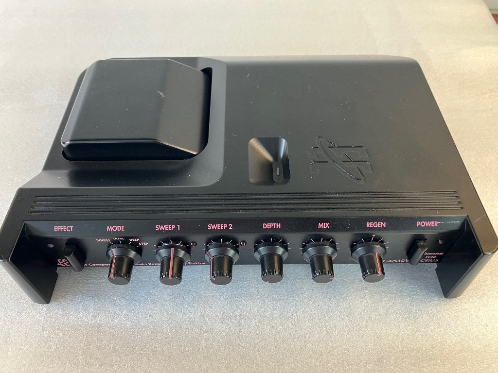 Ibanez EC40 Canary Chrous (stereo), Ophalen of Verzenden, Gebruikt, Chorus