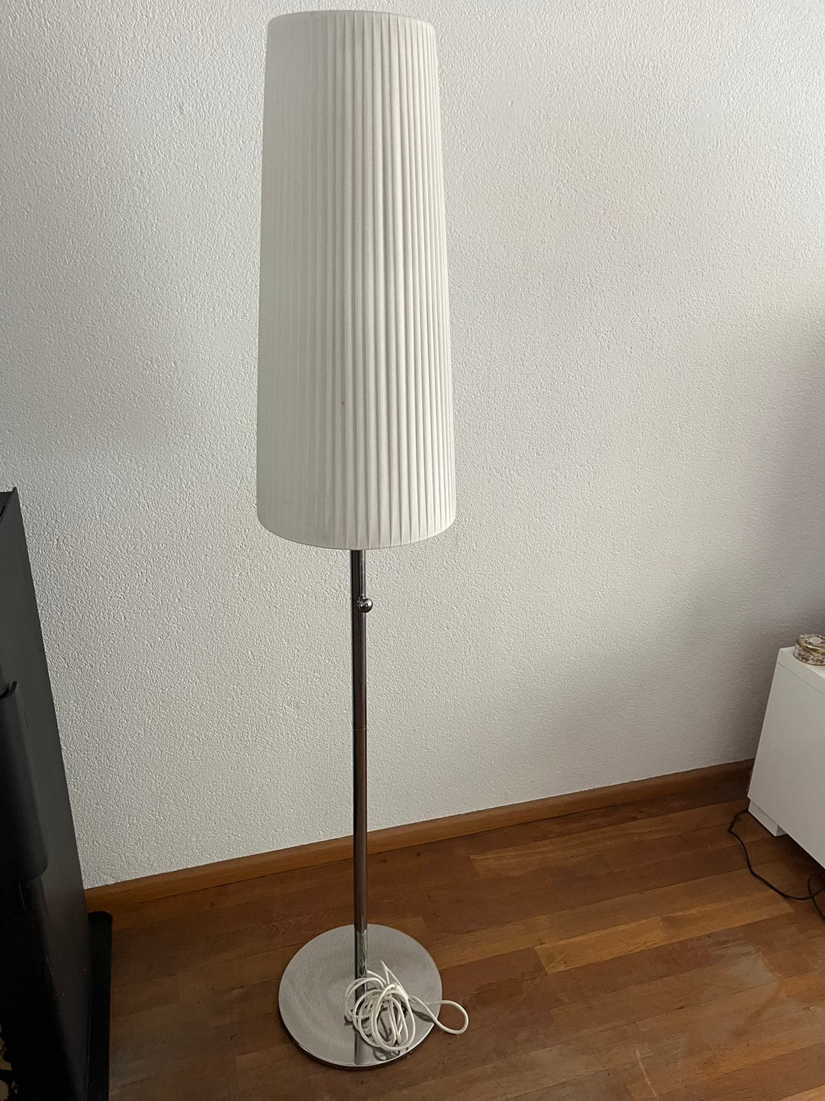 Ikea lamp witte kap, chroom, Ophalen, Overige materialen, Gebruikt, E27 (groot)