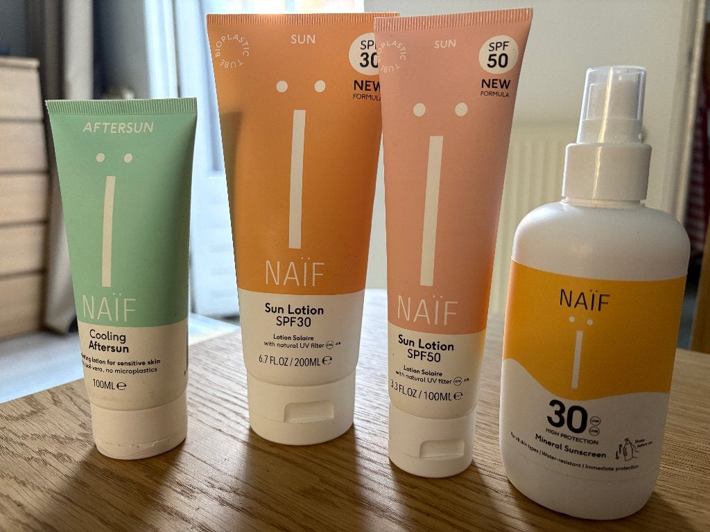 Set Naïf zonnebrand en aftersun, Ophalen, Zo goed als nieuw, Zonnebrand of After Sun