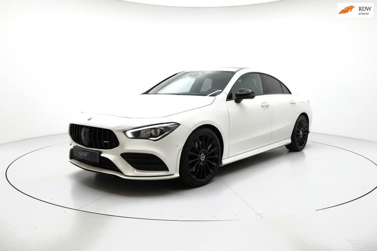 Mercedes-Benz CLA-klasse 180 AMG NIGHT SFEER CAMERA LED, CLA, 136 pk, Gebruikt, 4 cilinders