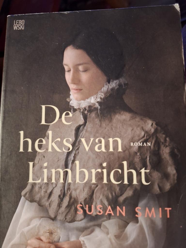 Susan Smit - De heks van Limbricht, Boeken, Ophalen of Verzenden, Gelezen