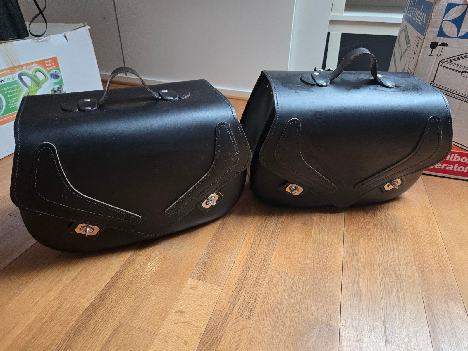 2 zwarte motortassen – motorbagage, Motoren, Ophalen of Verzenden, Gebruikt