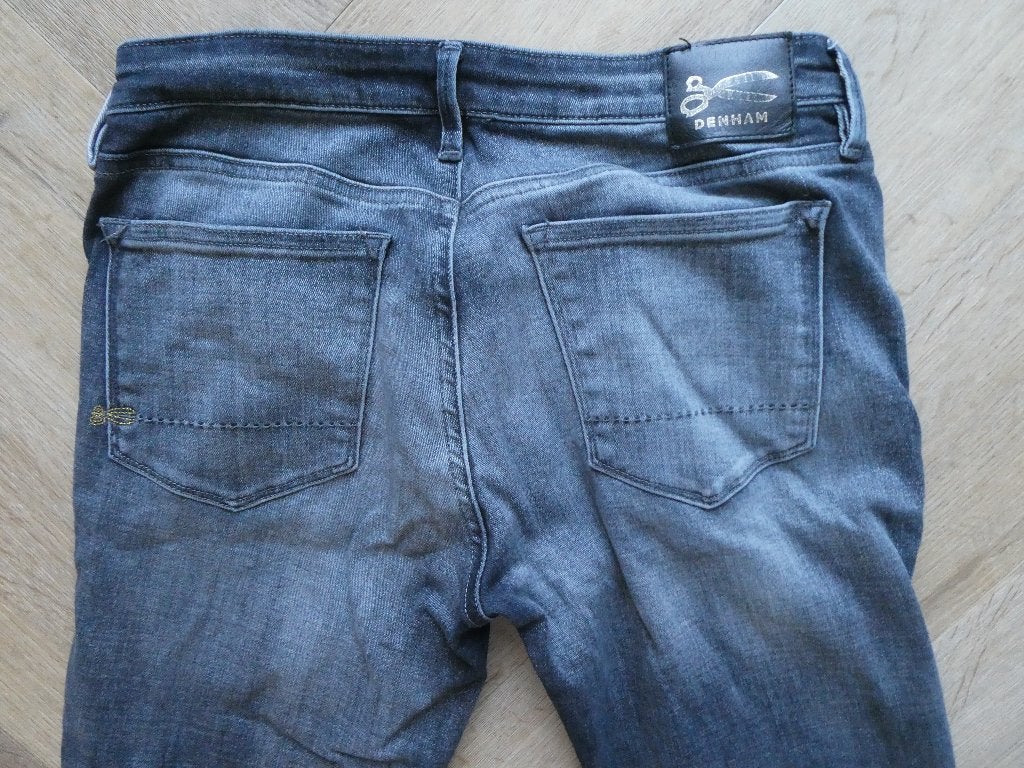 Grijze dames Denham Sharp Skinny Fit spijkerbroek maat 30-30, Denham, Ophalen of Verzenden, Zo goed als nieuw, W30 - W32 (confectie 38/40)