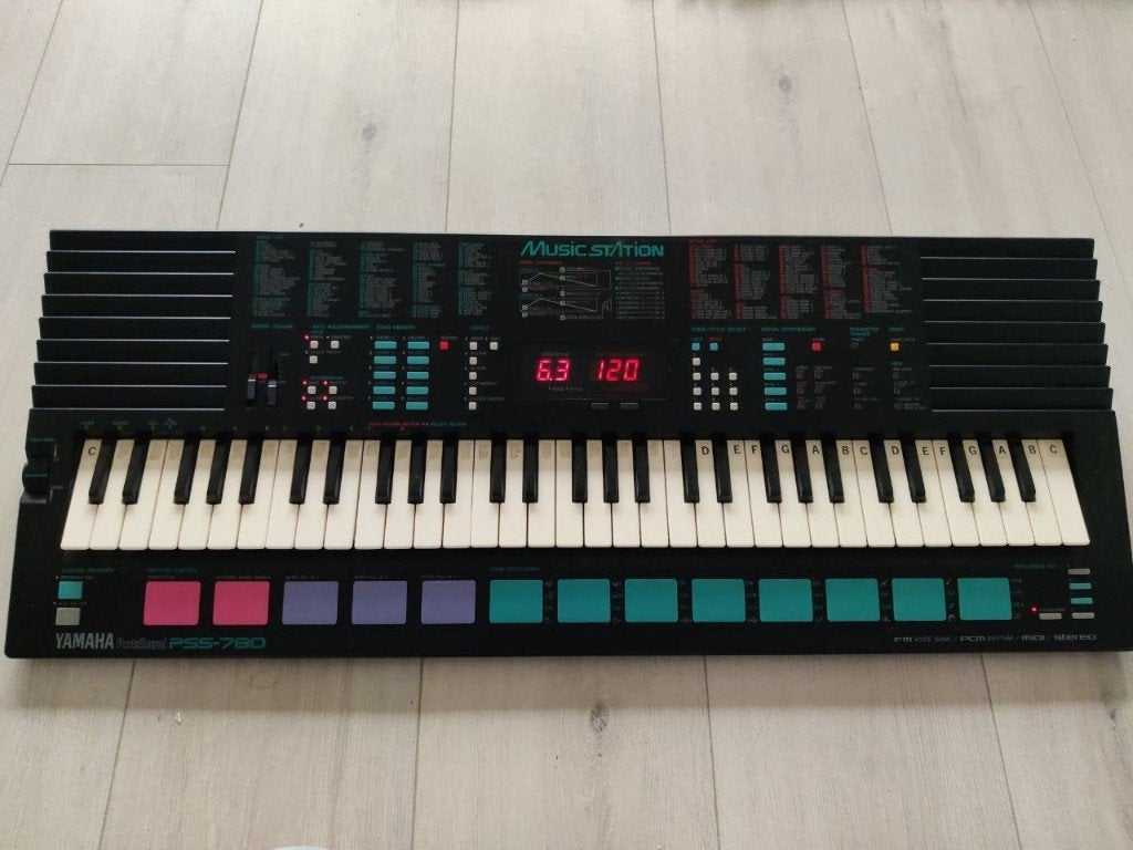 Vintage Yamaha PSS 780 keyboard ( 1989), Ophalen of Verzenden, Gebruikt, 61 toetsen, Overige merken