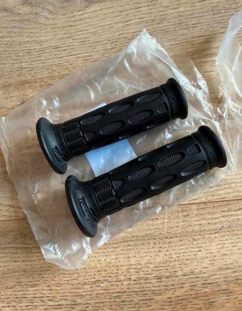 Originele handvatten Malaguti phantom F12 firefox F15 F10, Fietsen en Brommers, Ophalen of Verzenden, Nieuw, Overige typen, Overige merken