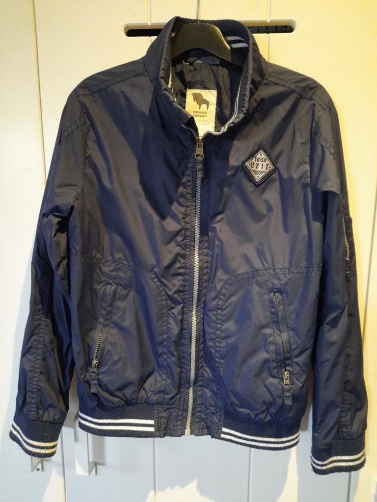 Zomerjas jongen blauw met witte accenten maat 134, Kinderen en Baby's, Kinderkleding | Maat 134, Ophalen of Verzenden, Zo goed als nieuw