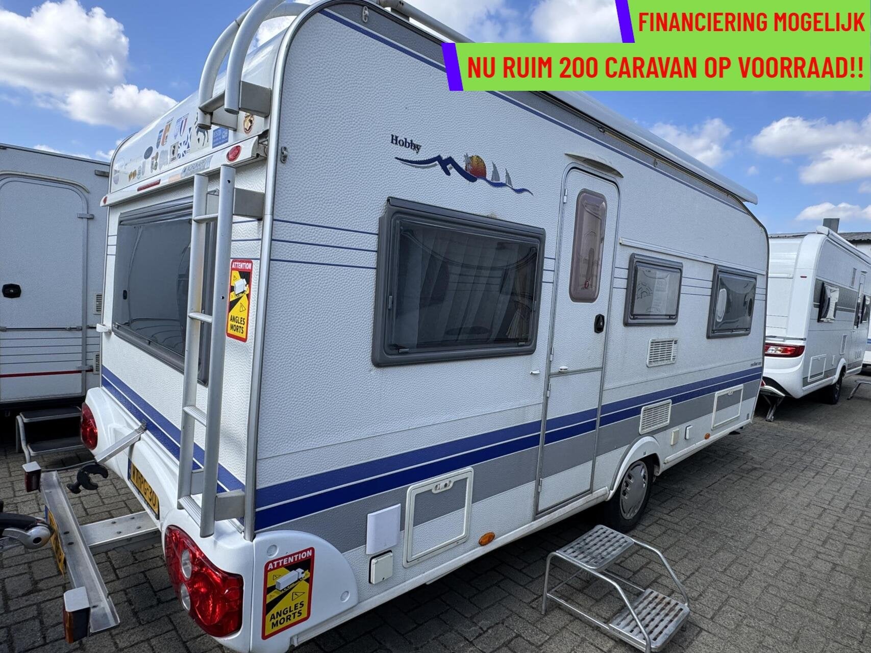 Hobby 495 UL EXCELLENT ENKELE BEDDEN,RONDZIT,MOVER,VOORTENT, Airco, Rondzit, Hobby, 7 tot 8 meter