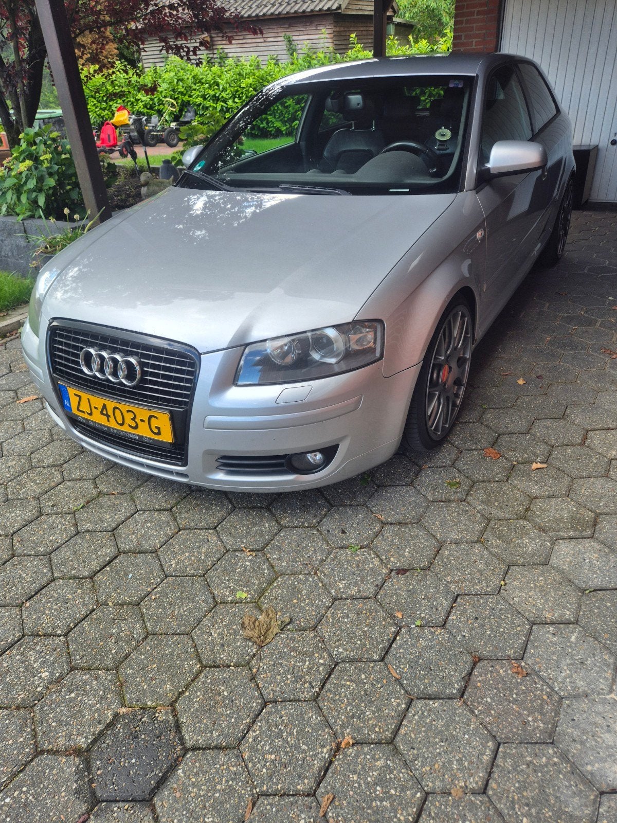 Audi A3 2.0 147KW AUT 3D 2006 Grijs, Auto's, Audi, Particulier, A3, Benzine, D, Hatchback, Automaat, Geïmporteerd, Zilver of Grijs