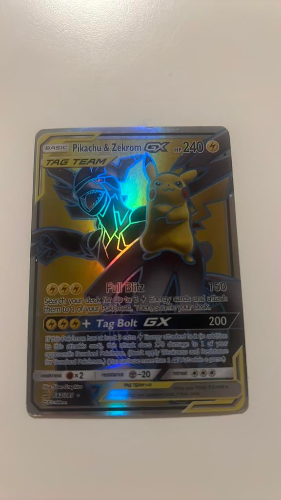 Pikachu en Zekrom GX, Hobby en Vrije tijd, Verzamelkaartspellen | Pokémon, Ophalen of Verzenden, Zo goed als nieuw