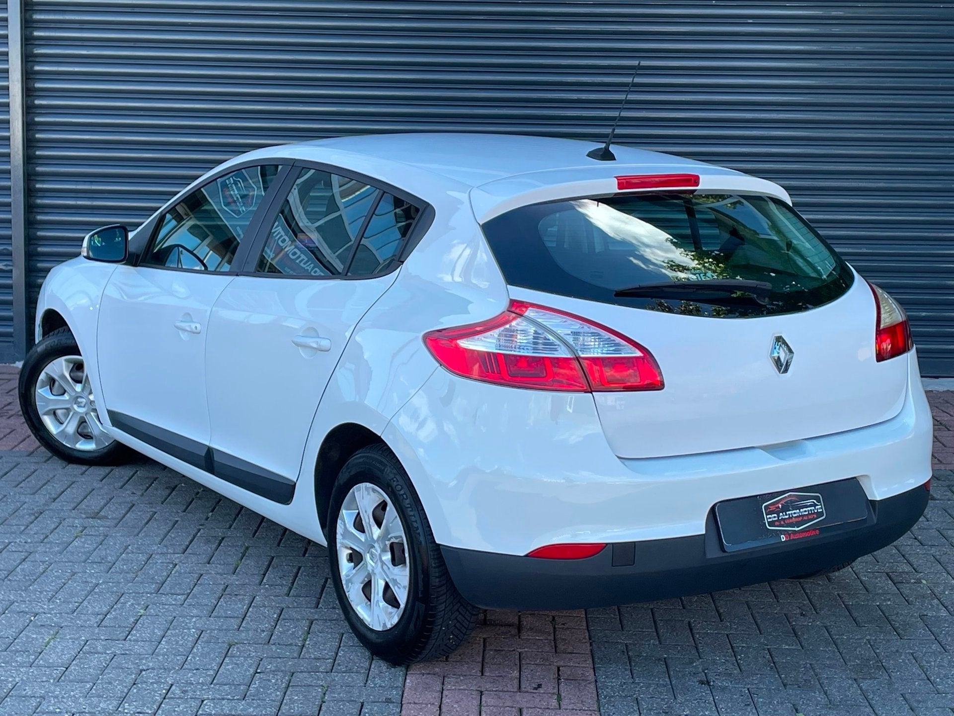 Foto 3 van Renault Mégane 1.4 TCe Expression Airco | Cruise | APK 02-0