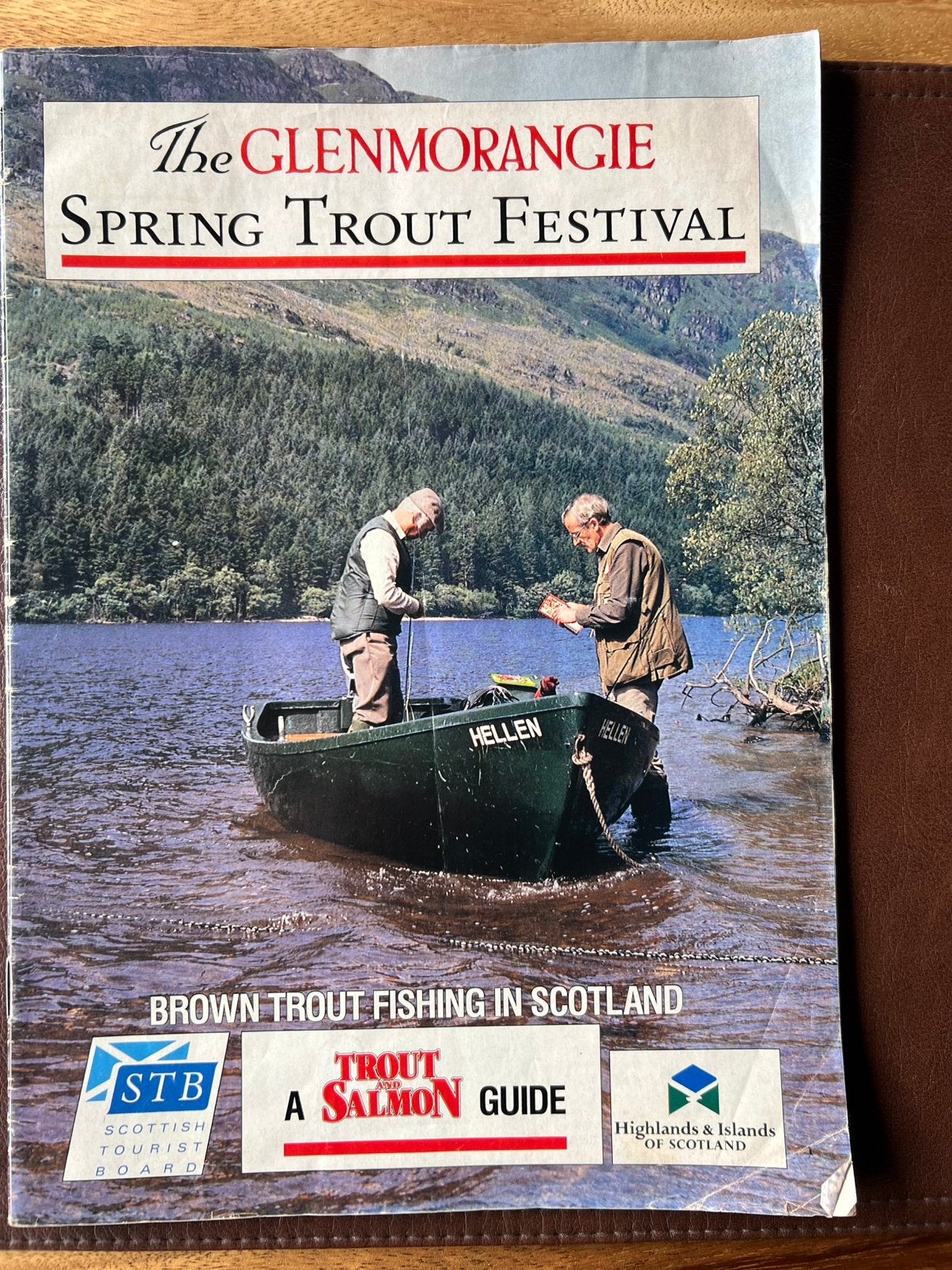 Te koop: Trout and Salmon guide voor Schotland uit 1992, Watersport en Boten, Ophalen of Verzenden, Gebruikt, Overige typen
