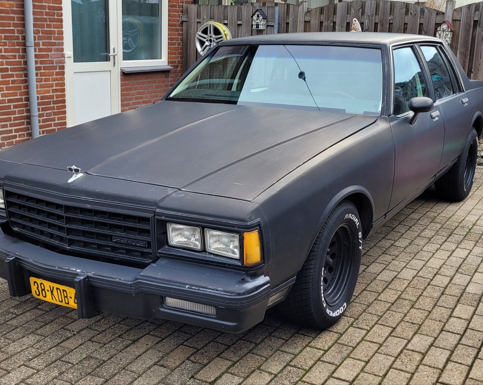 Chevrolet caprice classic 1984 Zwart, Automaat, 1715 kg, 157 pk, Zwart