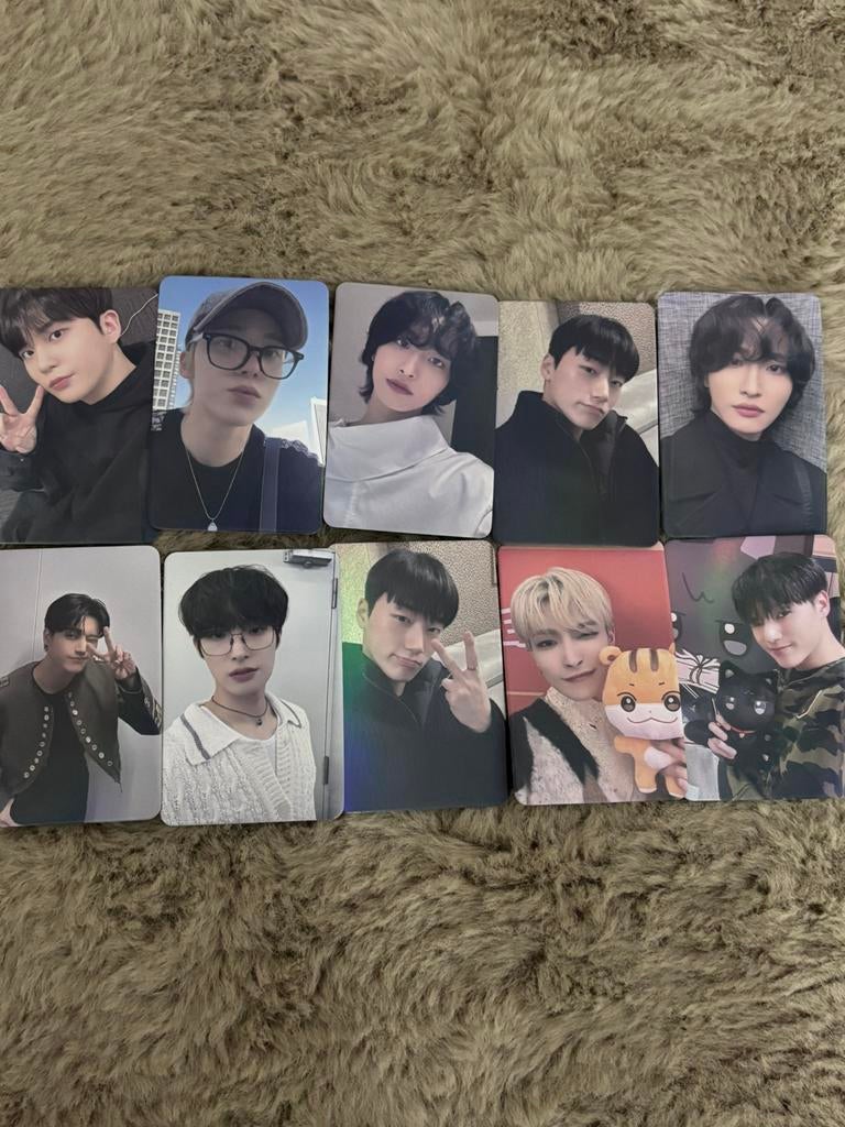ateez photocards, Verzamelen, Muziek, Artiesten en Beroemdheden, Ophalen of Verzenden, Zo goed als nieuw, Foto of Kaart