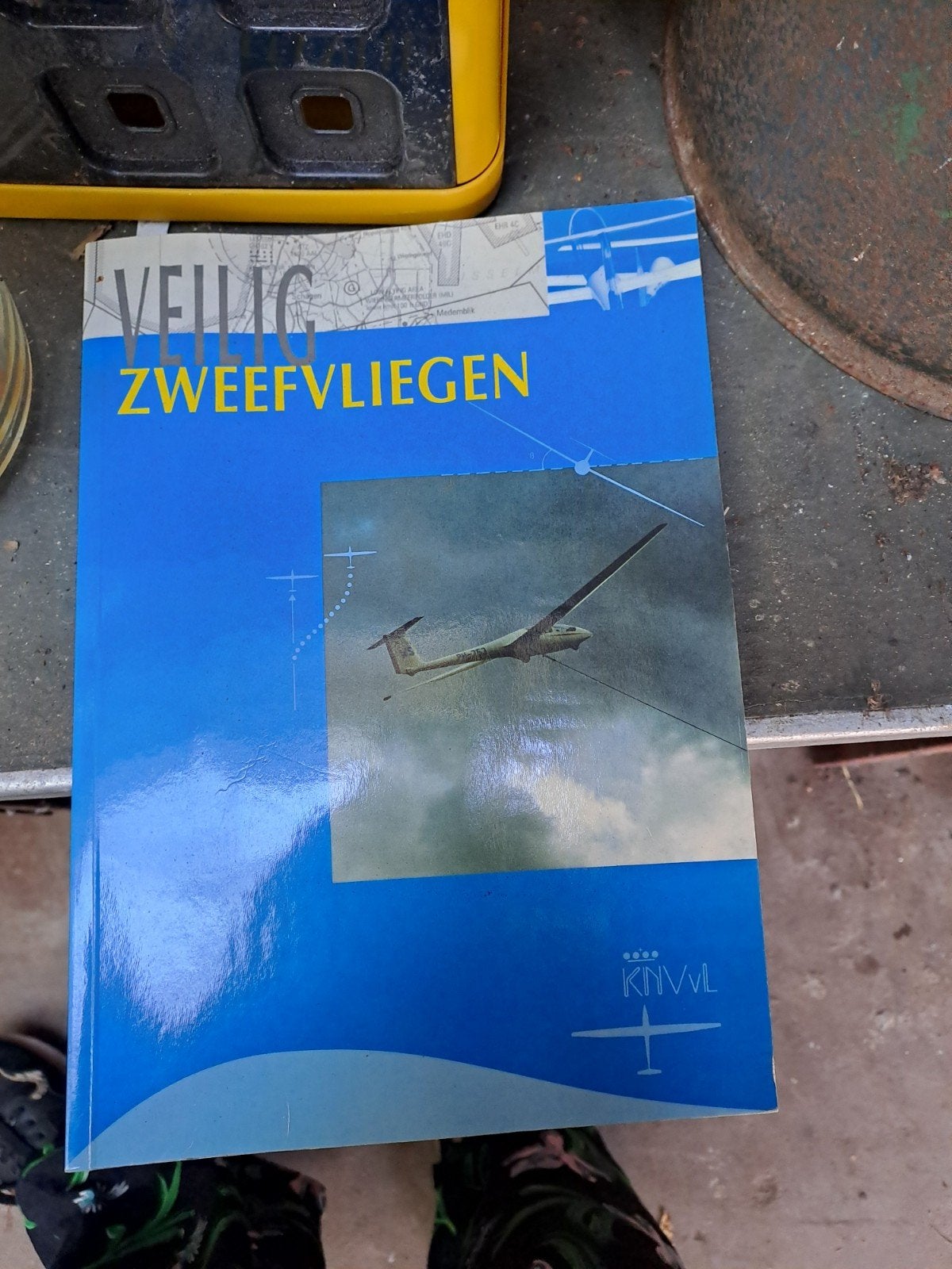 Veilig Zweefvliegen KNVvL - Handboek voor zweefvliegers, Gelezen, KNVvL, Ophalen of Verzenden, Beta