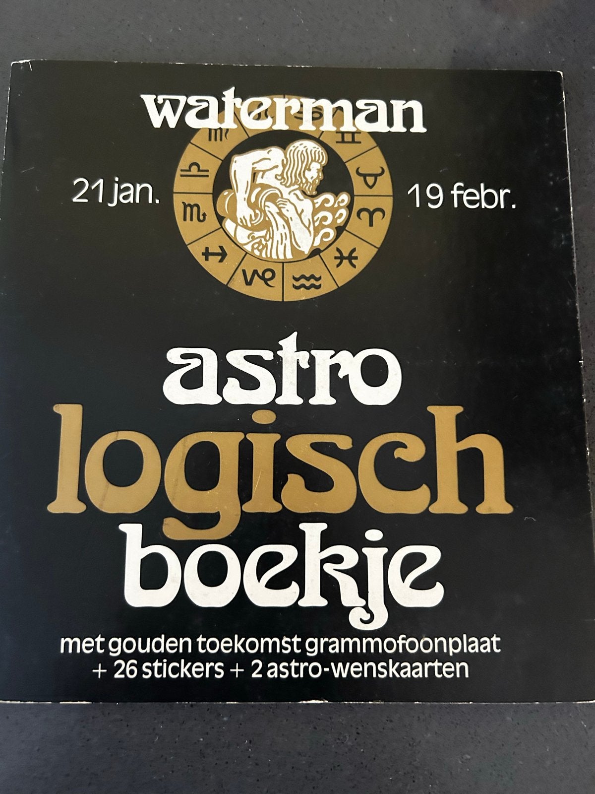 Waterman Astrologisch Boekje met Gouden Grammofoonplaat, Ophalen of Verzenden, Zo goed als nieuw, Astrologie, Overige typen