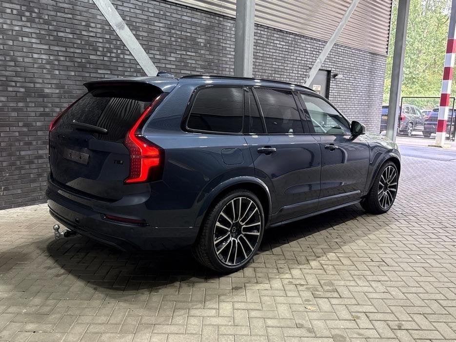 Volvo XC90 T8 Ultra Black Edition | Luchtvering | B&W | Stoe, Gebruikt, 4 cilinders, 1969 cc, Blauw