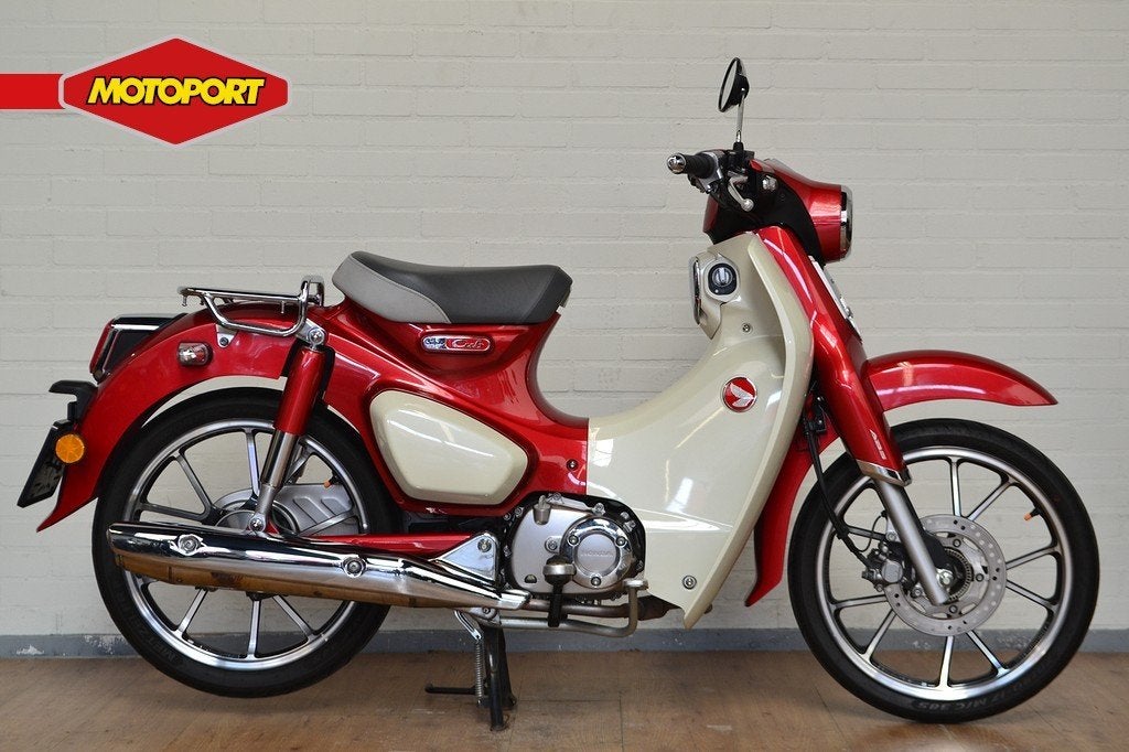 Honda Super Cub C125 (bj 2019), Honda Motor Europe, Hlcbepccnl@honda-eu.com, Scooter, Dorneveld 180-184
B-1731  Zellik, BE