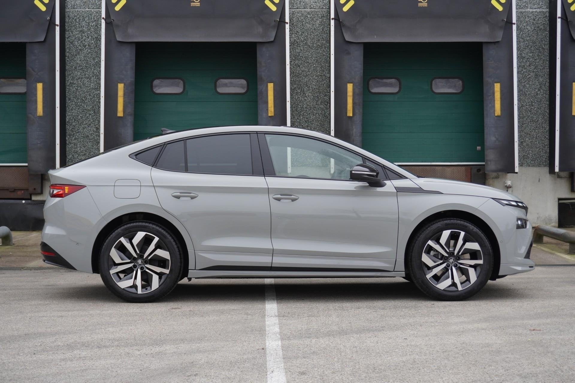 Skoda Enyaq Coupé 286pk 85 Sportline | Trekhaak Wegklapbaar, Auto's, Skoda, Automaat, 12 maanden, 82 kWh, 286 pk