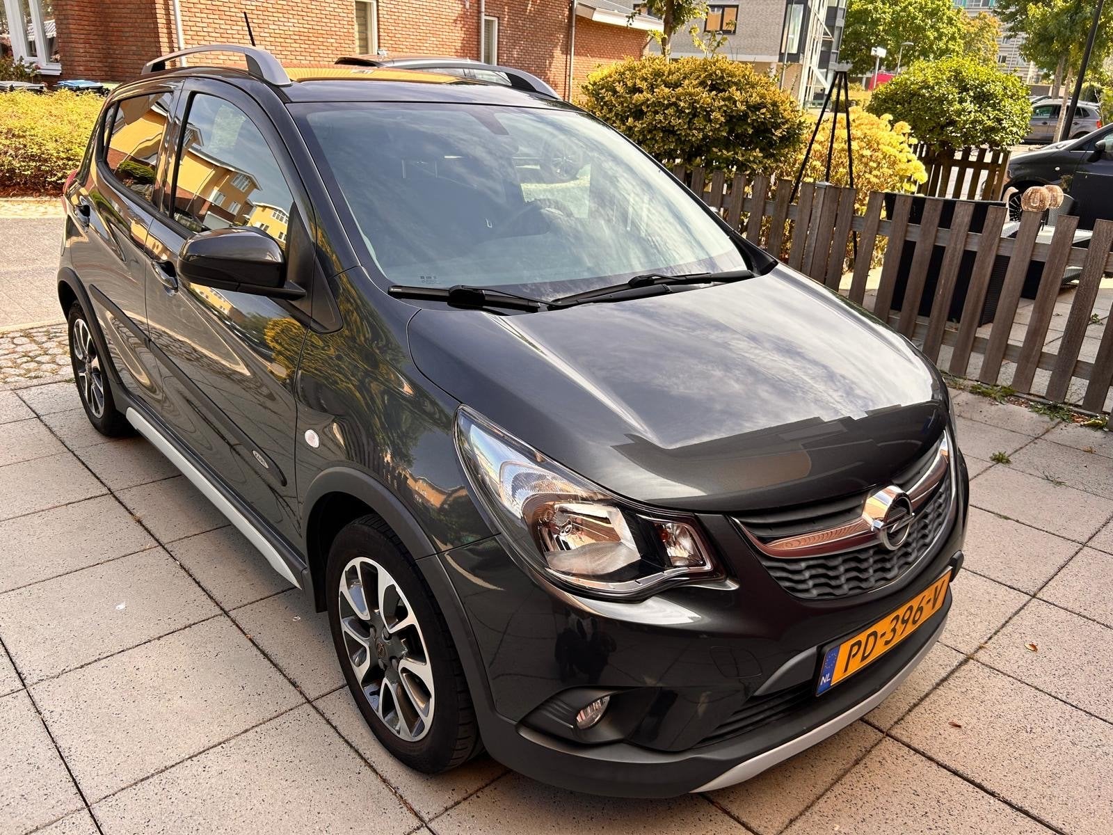 PRIJS VERLAAGD Opel Karl 1.0 Start/stop 75pk 2017 Grijs, Auto's, Opel, Voorwielaandrijving, 839 kg, 74 pk, 23 km/l