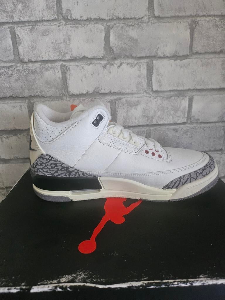 Nike air Jordan 3 WHITE CEMENT  maat 41, Kleding | Heren, Schoenen, Ophalen of Verzenden, Nieuw, Wit