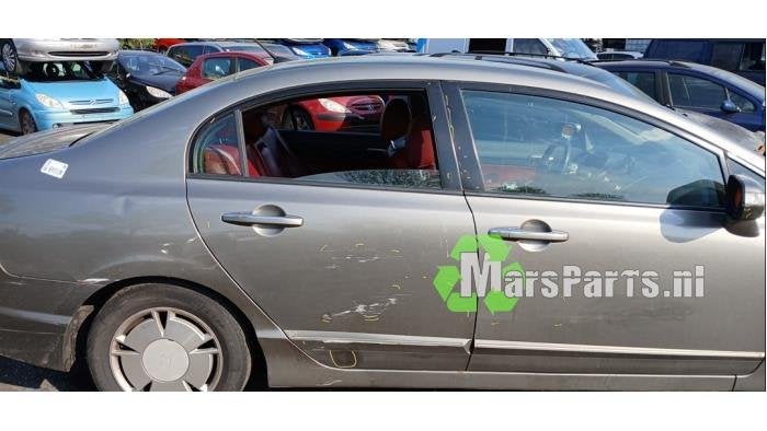 Portier 4Deurs rechts-achter van een Honda Civic