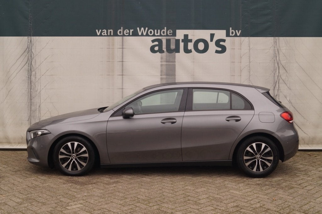 Mercedes-Benz A-Klasse 160 Business Solution -NAVI-ECC-PDC-C, Auto's, Voorwielaandrijving, Stof, Gebruikt, Euro 6