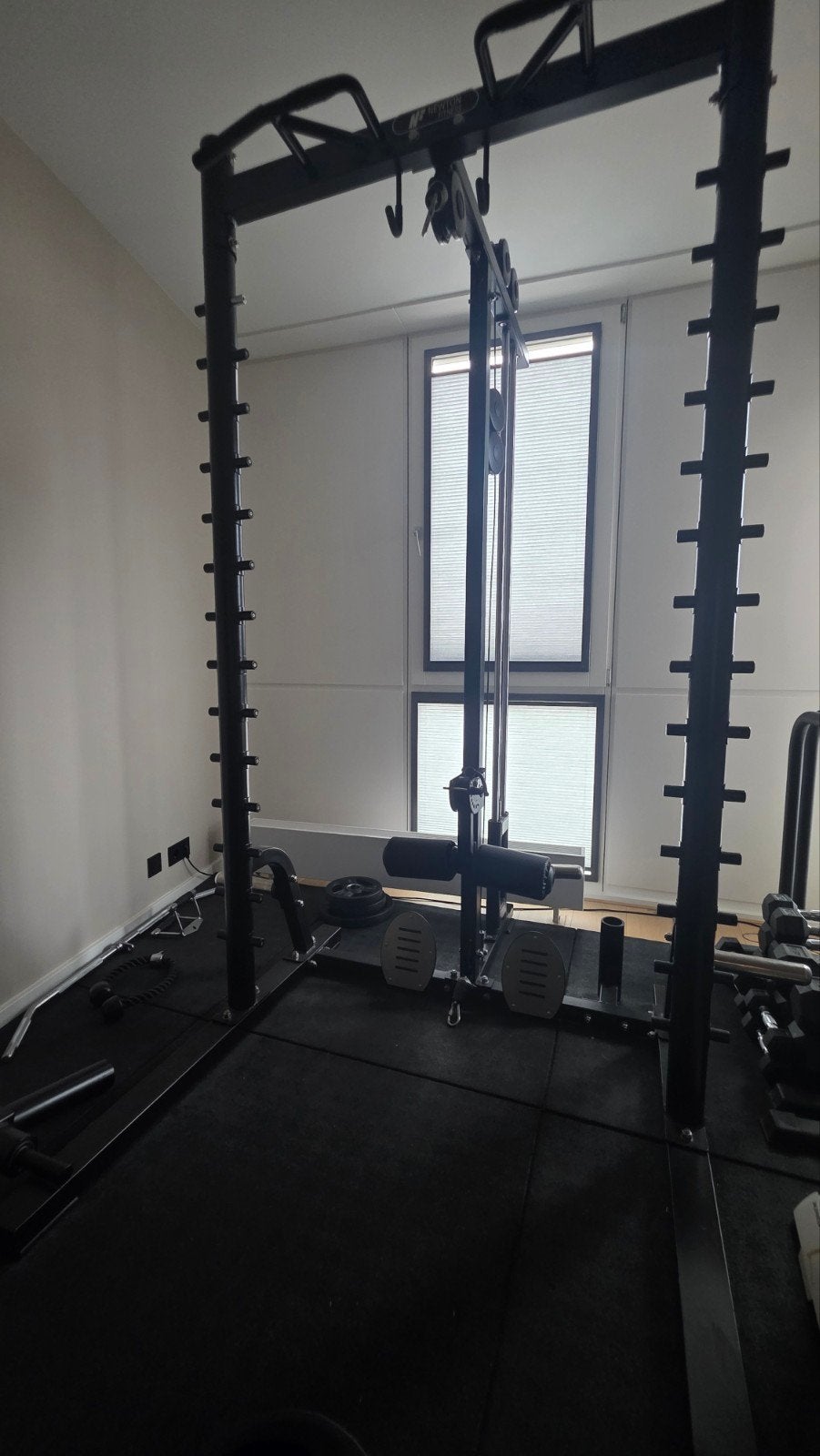 Newton Fitness Krachtstation - Robuust en Professioneel, Ophalen, Zo goed als nieuw, Benen, Krachtstation