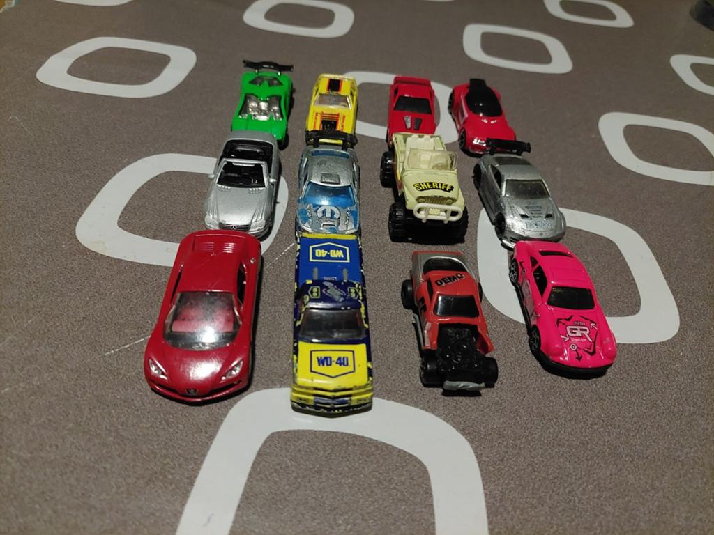 12 Auto's., Ophalen of Verzenden