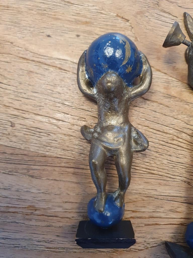 Onderdelen Friesche staartklok, Ophalen