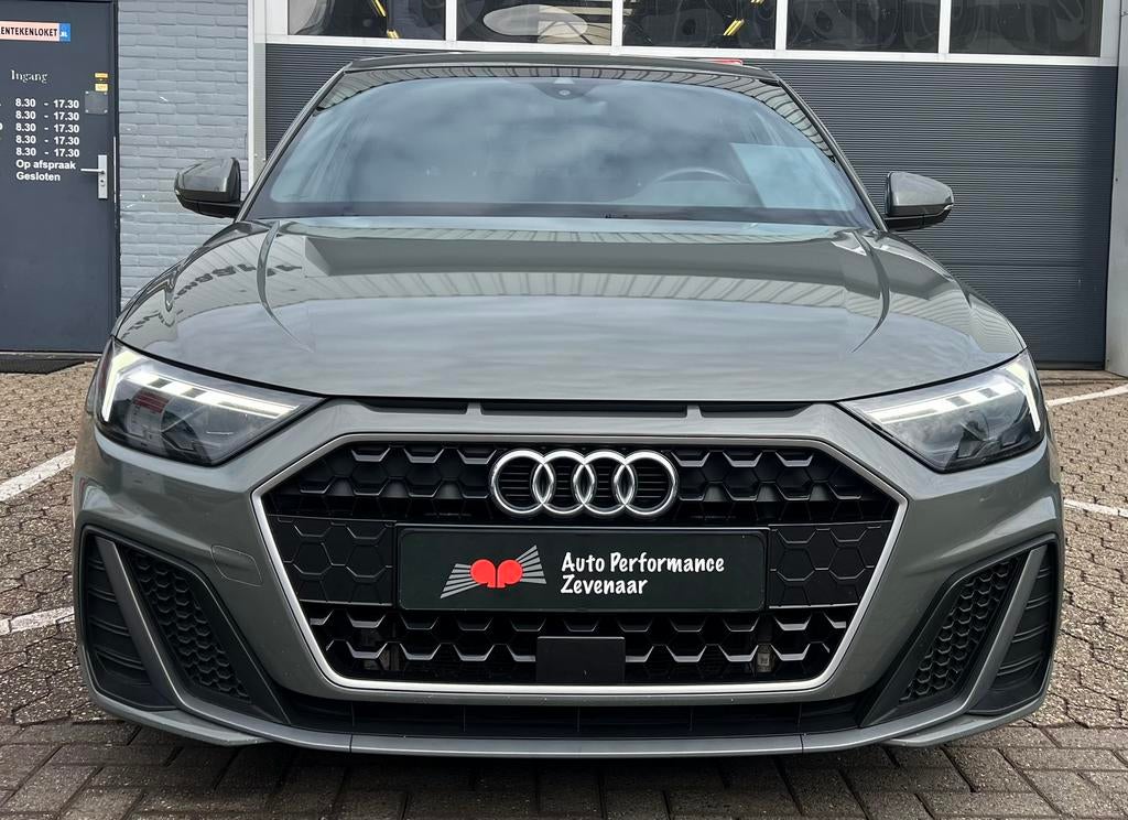 Audi A1 35 Tfsi 150pk S Tronic 2020 Grijs verkocht!!!, Auto's, Audi, 4 cilinders, Leder en Stof, Bedrijf, 149 pk