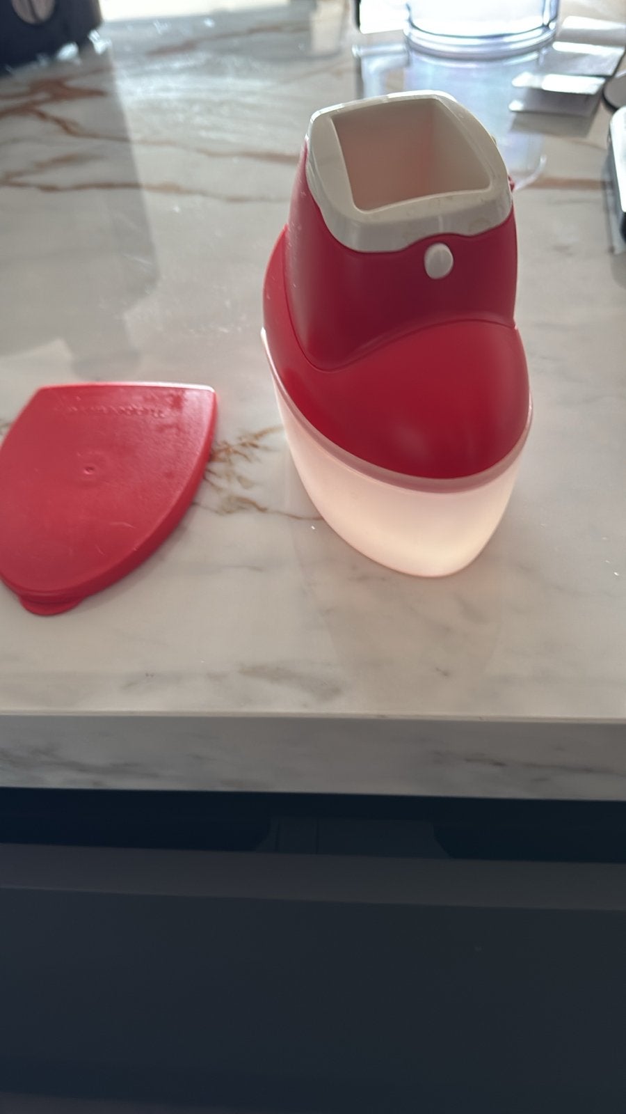 Tupperware Kaasmolen Rood - Handige Keukenhulp, Kunststof, Ophalen of Verzenden, Rood, Overige merken