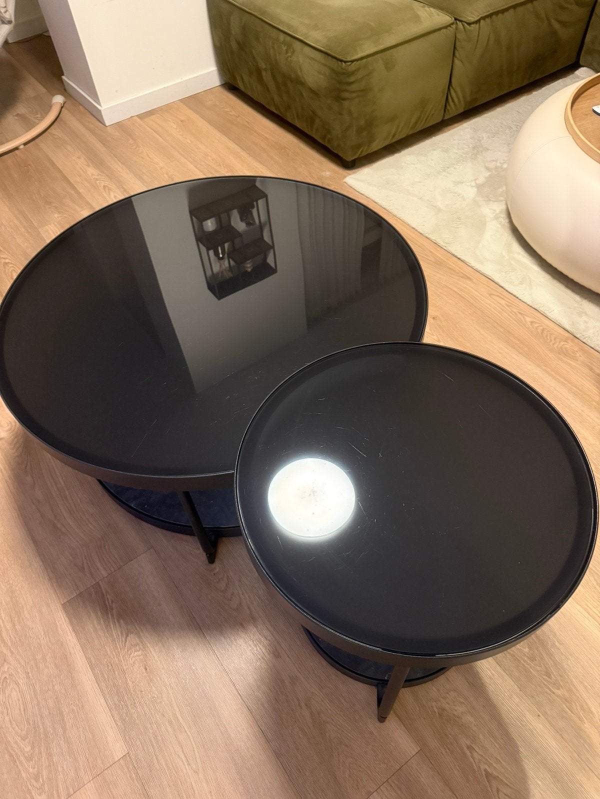 Zwarte ronde Salon + bijzettafel, Rond, Zo goed als nieuw, Minder dan 50 cm, 50 tot 100 cm