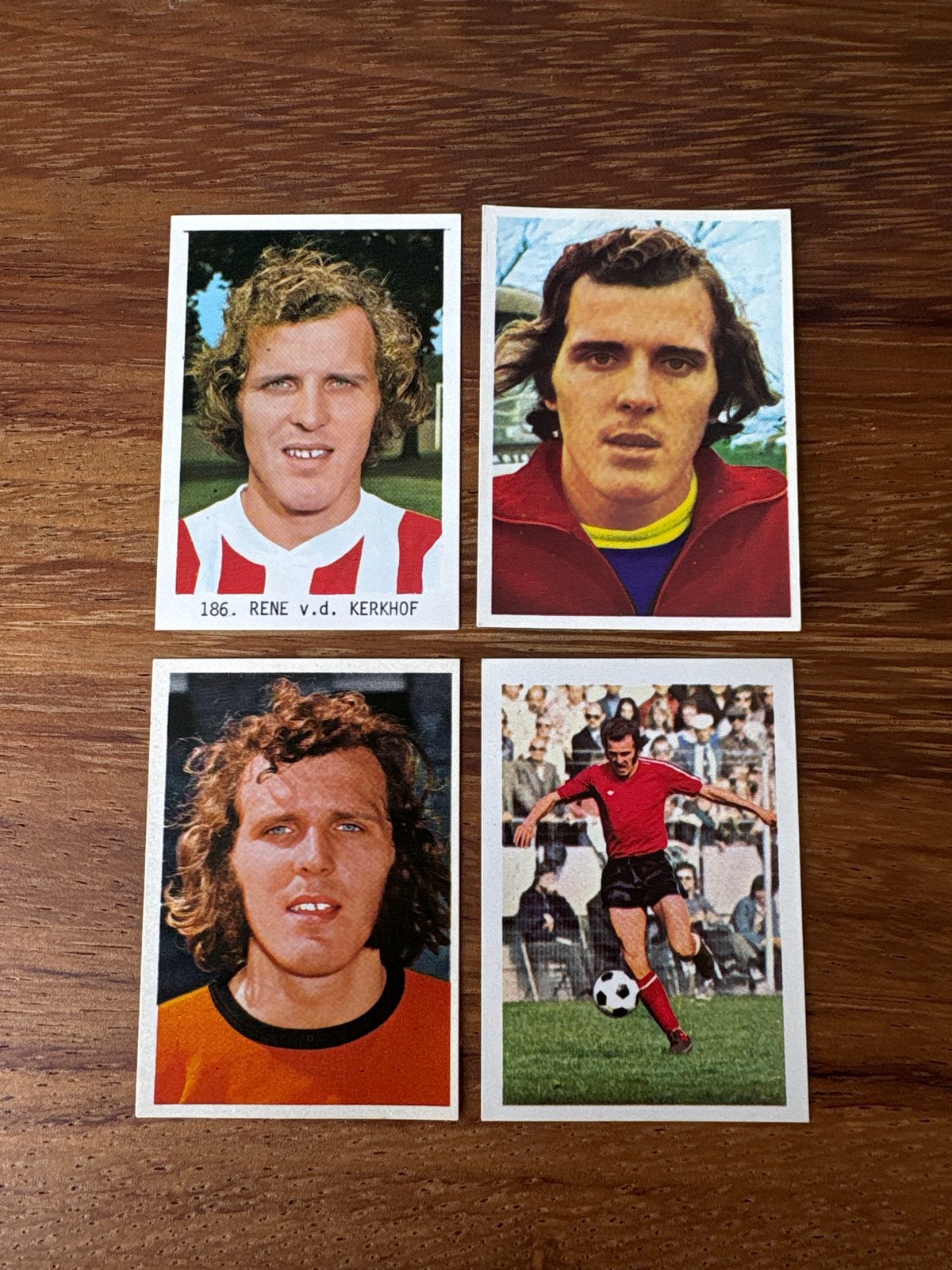 René van de Kerkhof PSV Voetbalplaatjes (4 stuks), Ophalen of Verzenden, Zo goed als nieuw, Stickers en Plaatjes