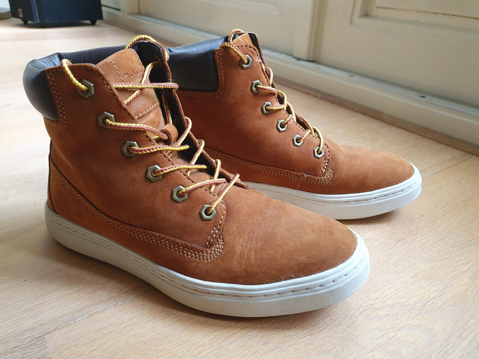 Timberland Londyn 6 Inch sneakers laarzen boots, Hoge laarzen, Bruin, Ophalen of Verzenden, Zo goed als nieuw