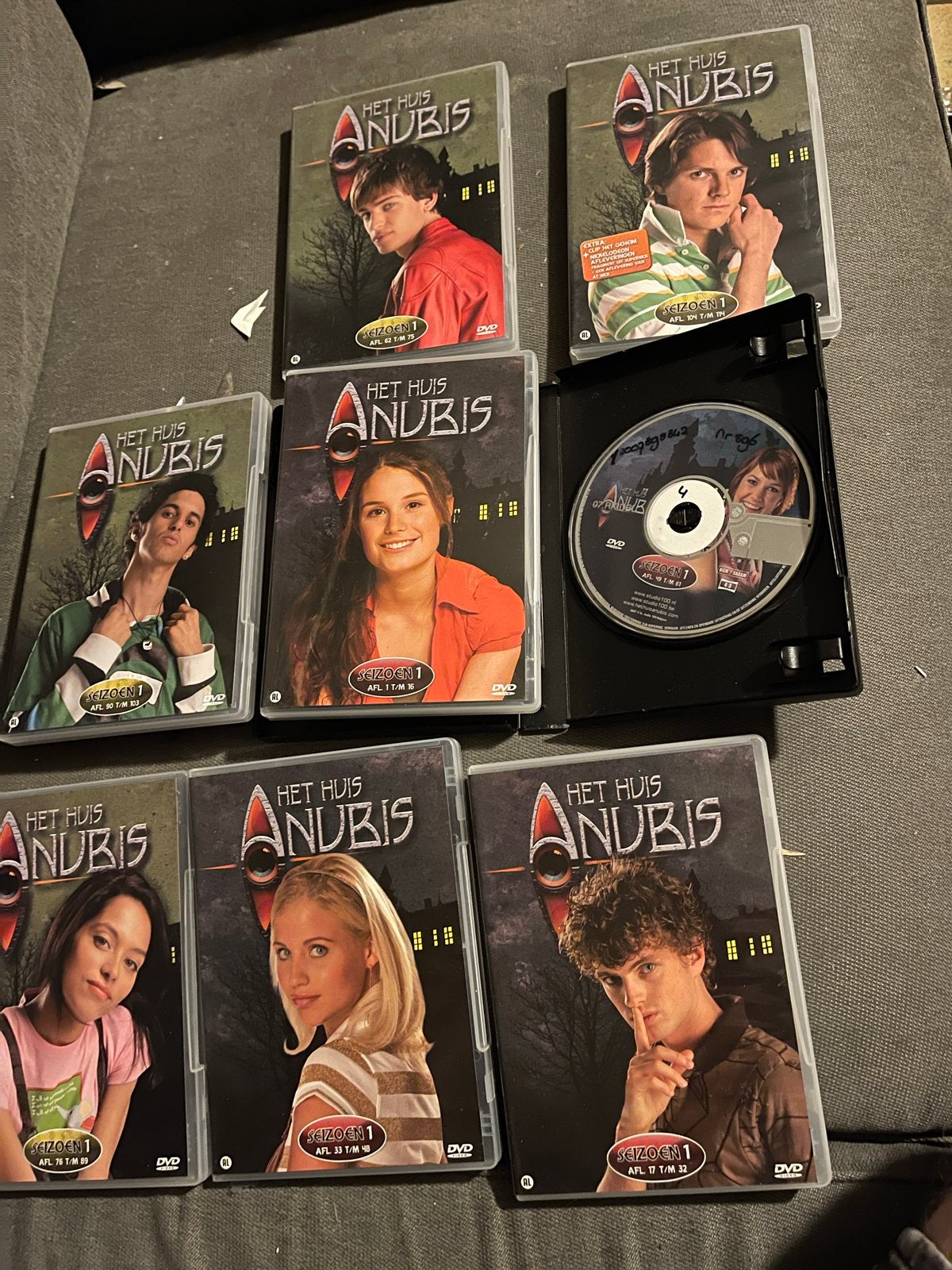 Het Huis Anubis Seizoen 1 DVD compleet 1-8, Gebruikt, Seizoen 1, Alle leeftijden, Nederlands