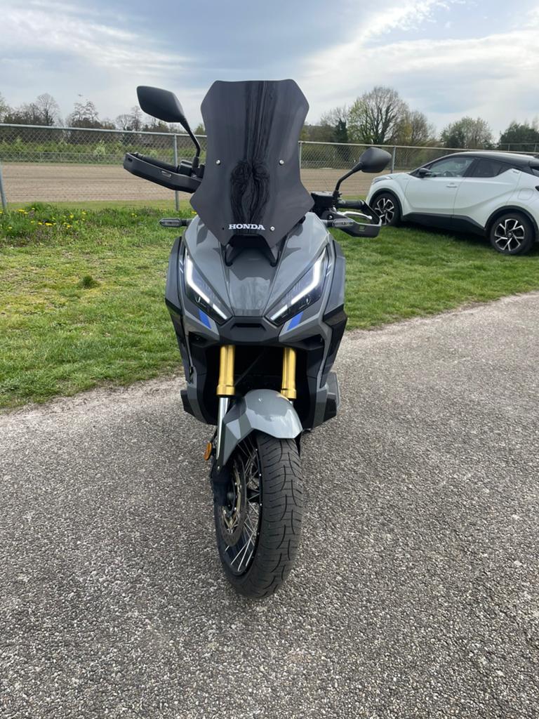 Honda X-ADV 750 leovince, Motoren, Particulier